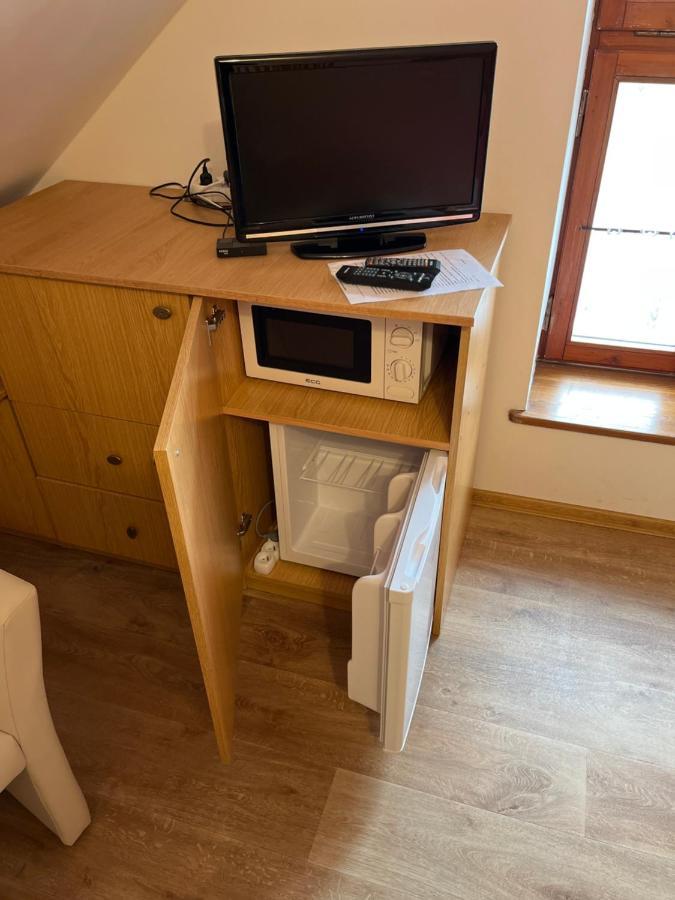 Sokoli Hnizdo Hotel Hlaska Buitenkant foto