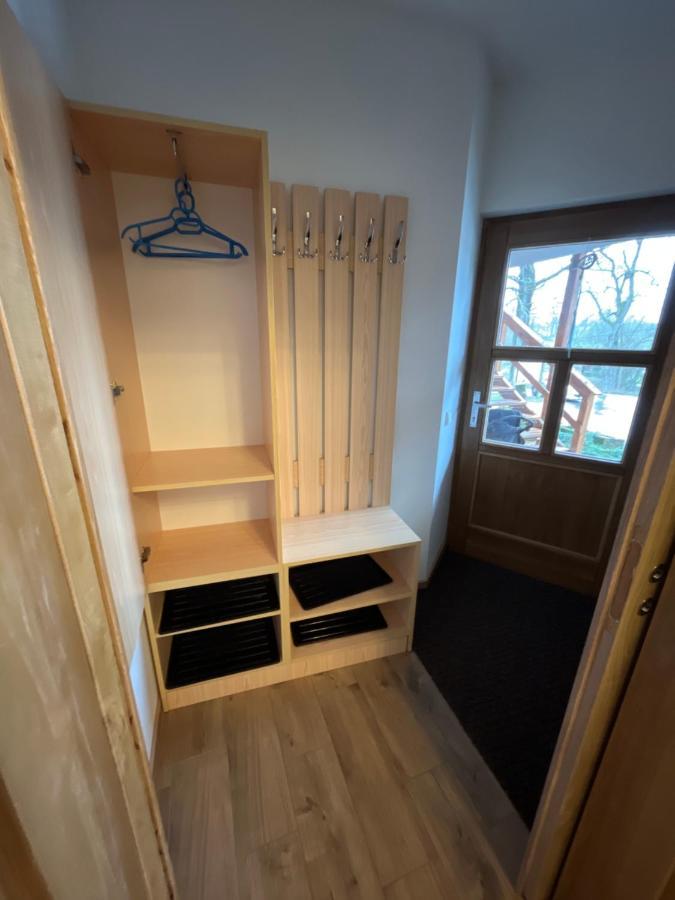 Sokoli Hnizdo Hotel Hlaska Buitenkant foto